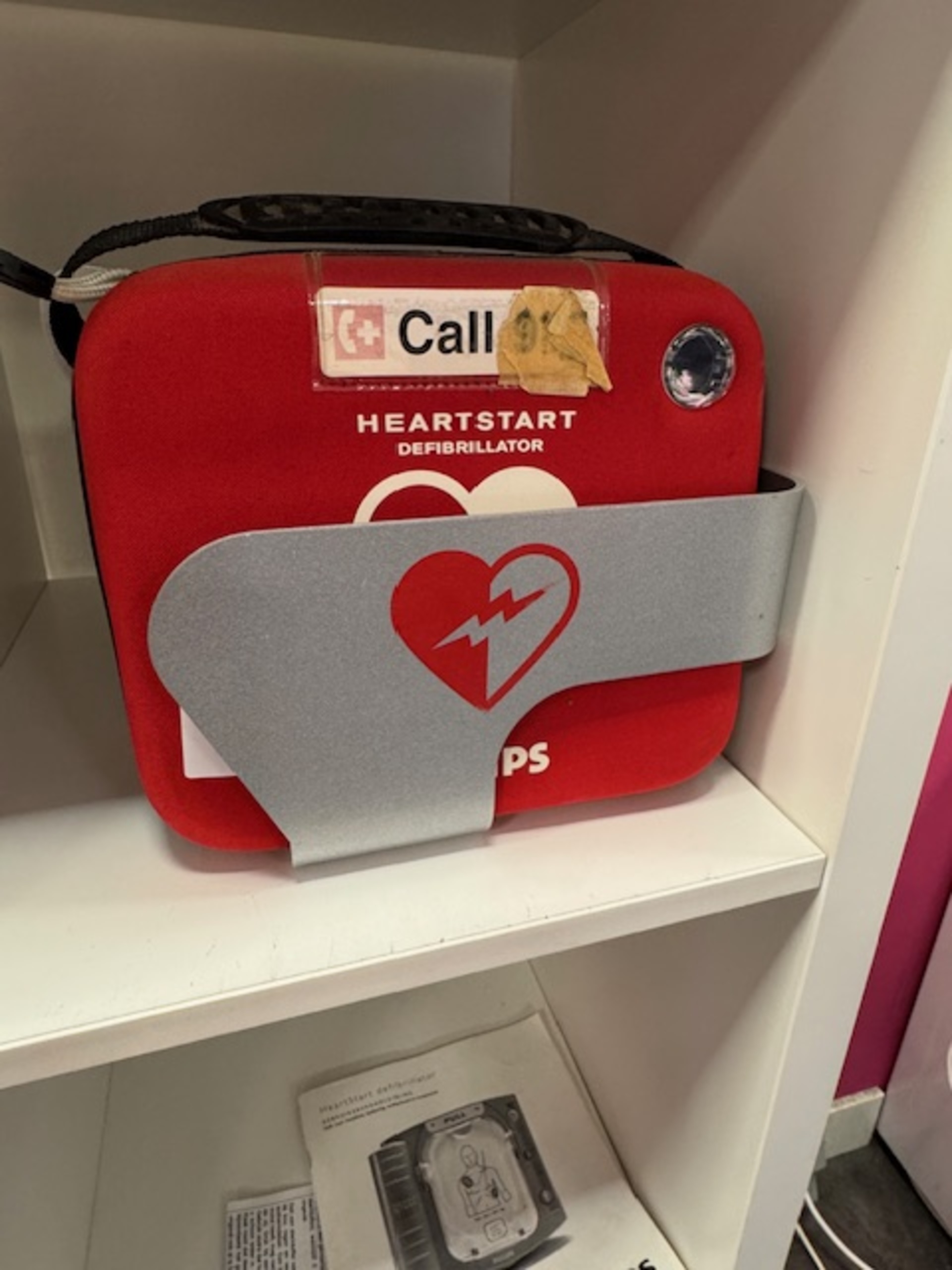 Defibrillator Philips, Heartstart HS1